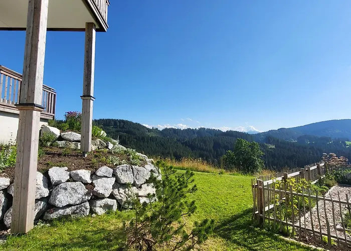 公寓 Alpinchalet Bergahorn - Luxerioese Mit Sauna Und Grosser Terrasse