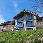 아파트 Alpinchalet Bergahorn - Luxerioese Mit Sauna Und Grosser Terrasse 바이트나우
