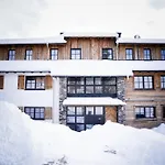 Alpinchalet Bergahorn - Luxerioese Mit Sauna Und Grosser Terrasse 바이트나우